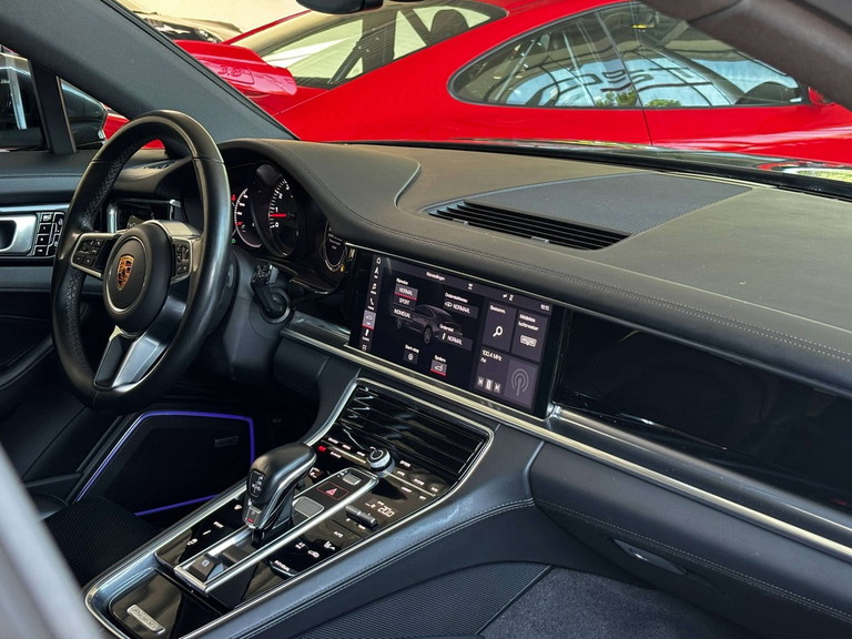 Porsche Panamera 4S