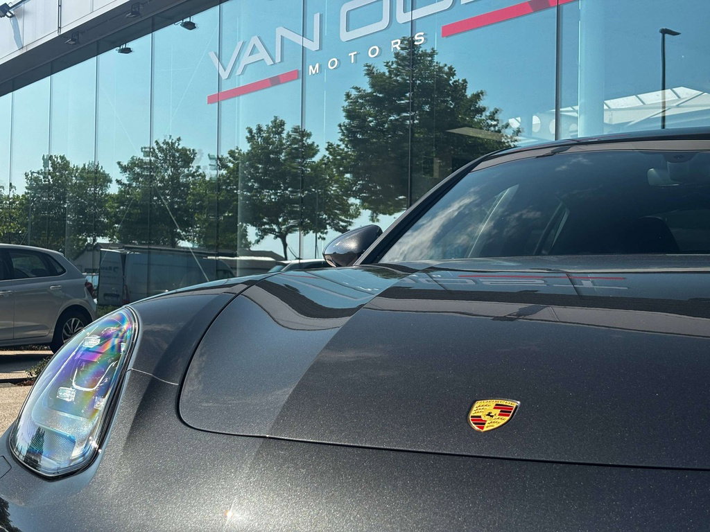 Porsche Panamera 4S