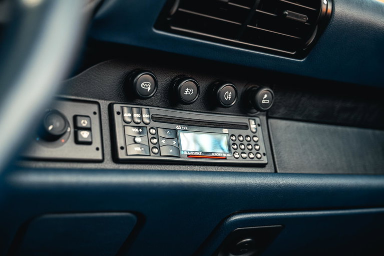 Porsche 993 Carrera 4