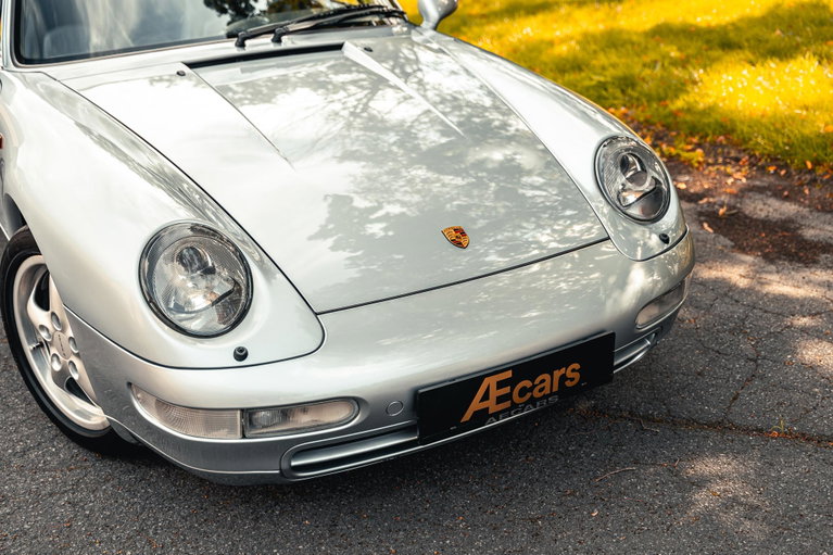 Porsche 993 Carrera 4