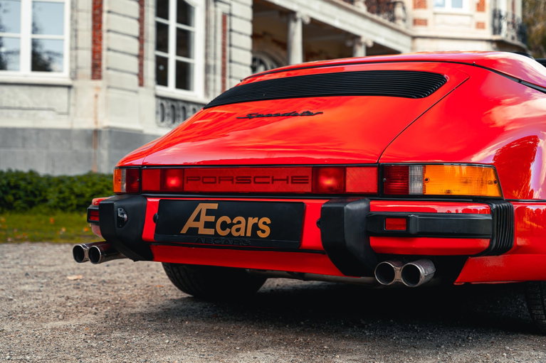 Porsche 911 Carrera 3.2 Speedster