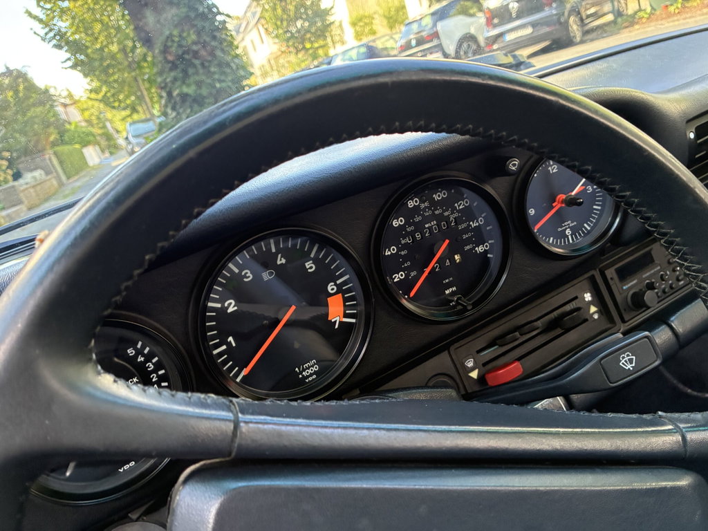 Porsche 911 Carrera 3.2