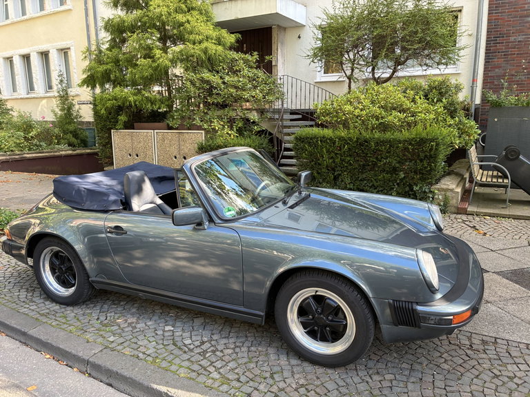 Porsche 911 Carrera 3.2