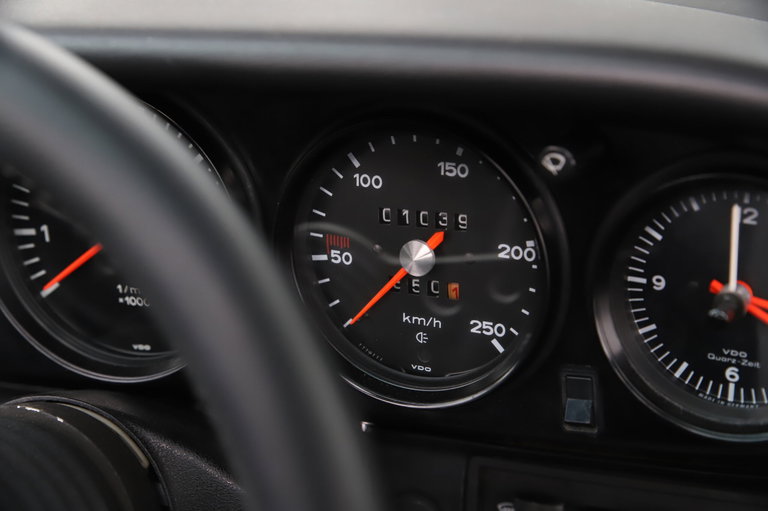 Porsche 911 Backdate