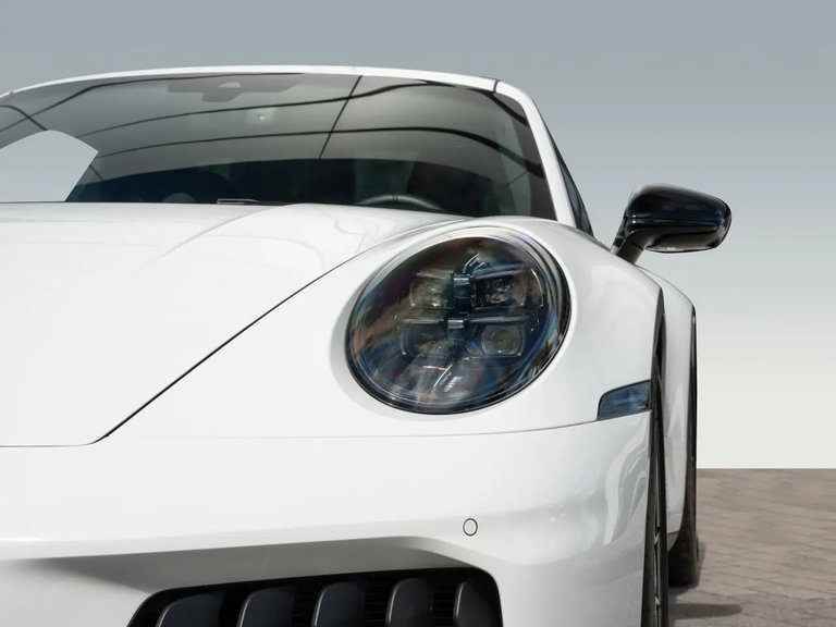 Porsche 992.2 Carrera GTS
