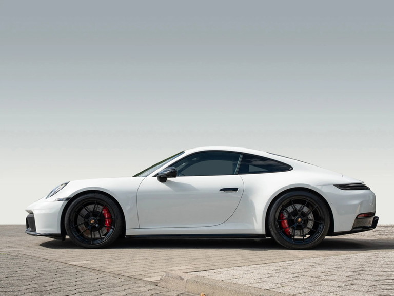 Porsche 992.2 Carrera GTS