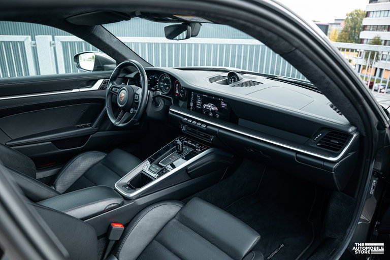Porsche 992 Carrera S