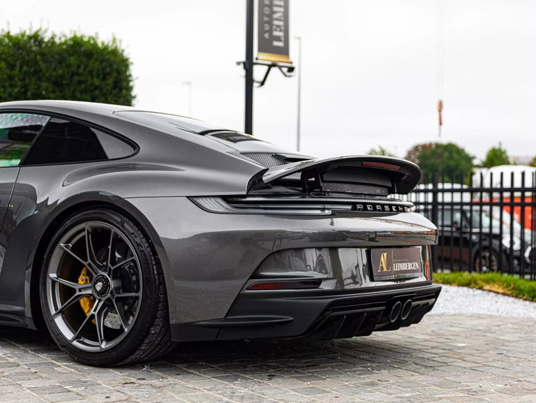 Porsche 992 GT3 Touring