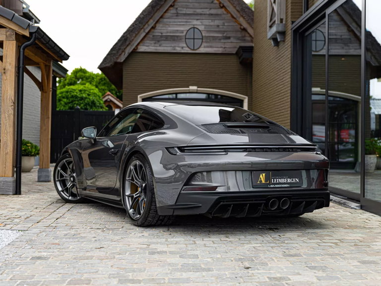 Porsche 992 GT3 Touring