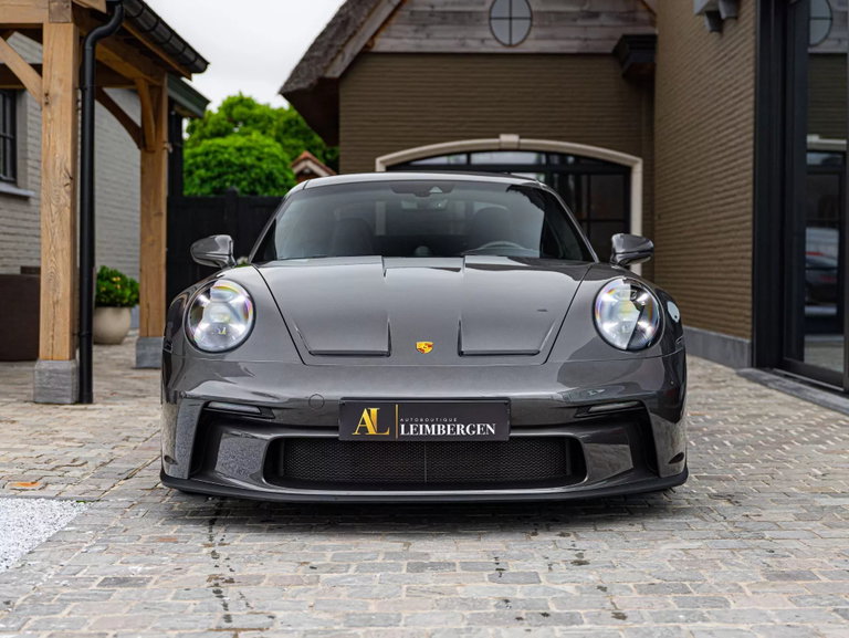 Porsche 992 GT3 Touring