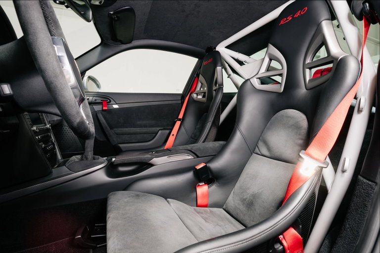 Porsche 997.2 GT3 RS 4.0