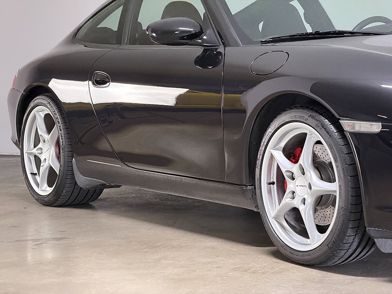 Porsche 996.2 Carrera 4