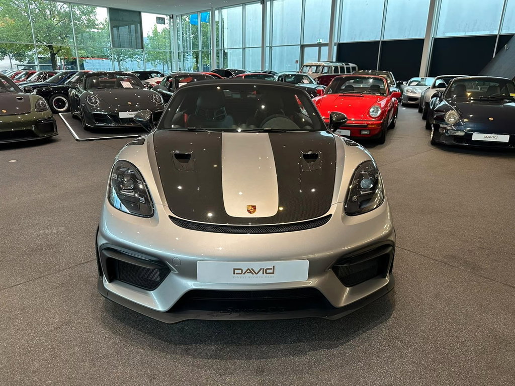 Porsche 718 Spyder RS