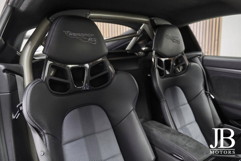 Porsche 718 Cayman GT4 RS