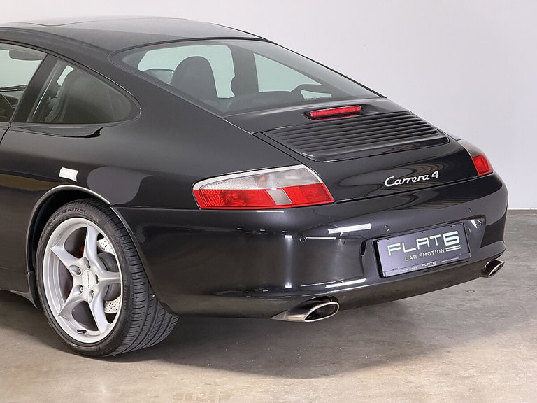 Porsche 996.2 Carrera 4