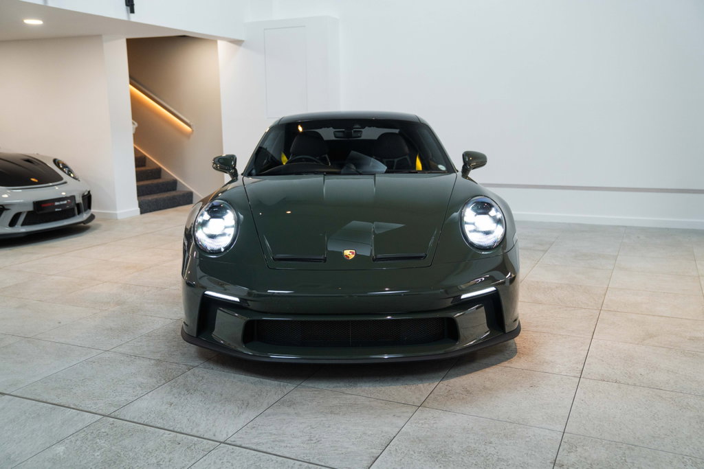 Porsche 992 GT3 Touring