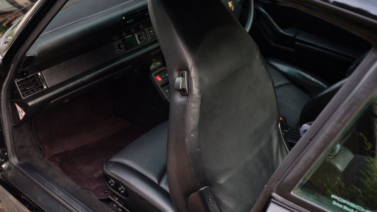 Porsche 993 Carrera 4S