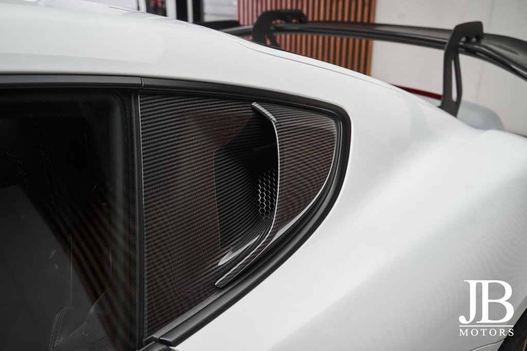 Porsche 718 Cayman GT4 RS