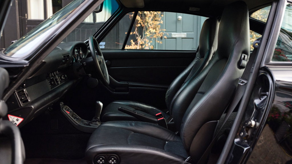 Porsche 993 Carrera 4S
