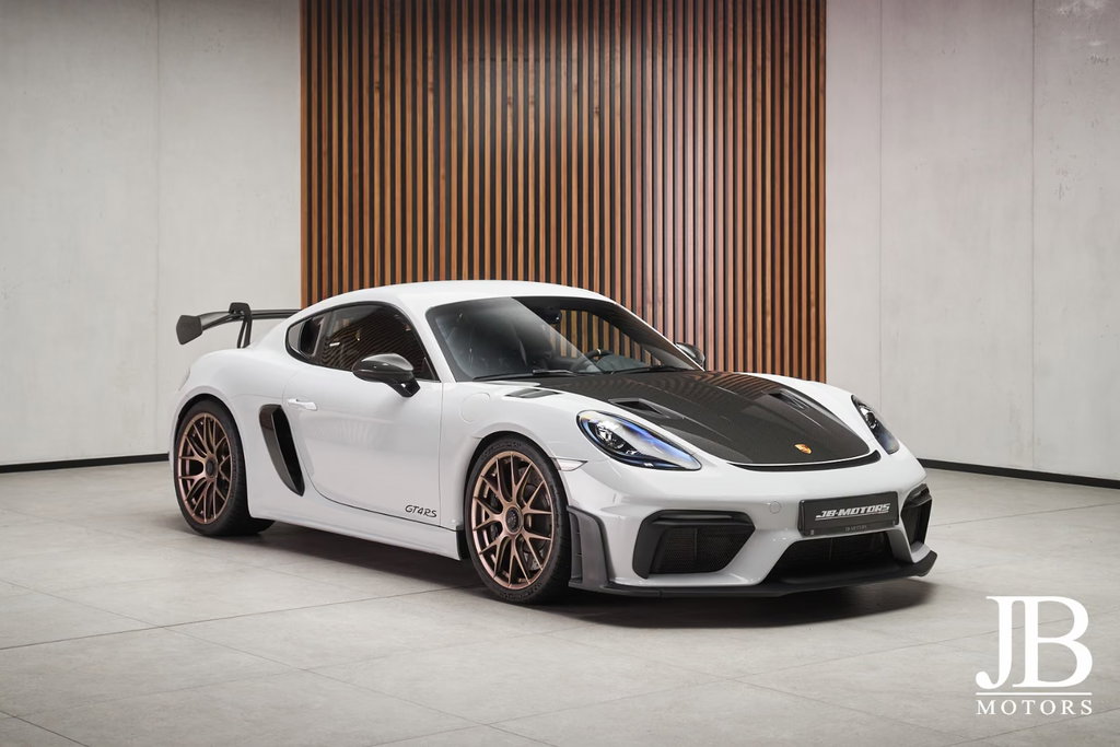 Porsche 718 Cayman GT4 RS