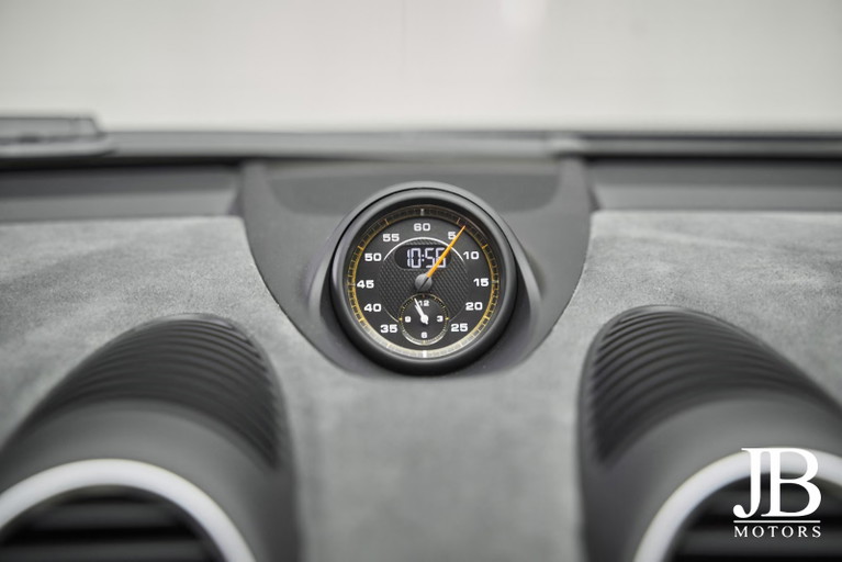 Porsche 718 Cayman GT4 RS