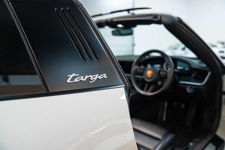 Porsche 992 Targa 4S