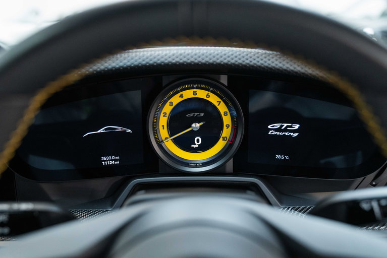 Porsche 992 GT3 Touring
