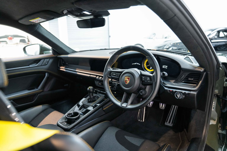 Porsche 992 GT3 Touring