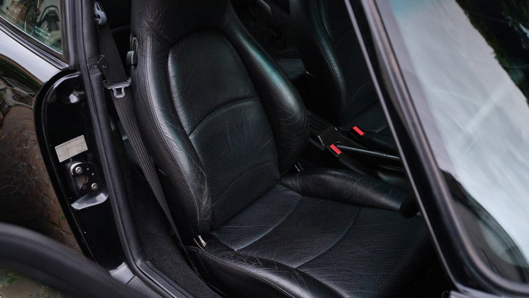 Porsche 993 Carrera 4S