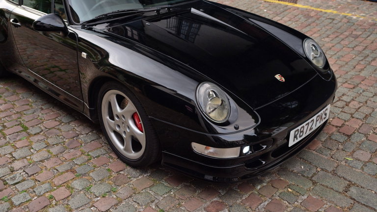 Porsche 993 Carrera 4S