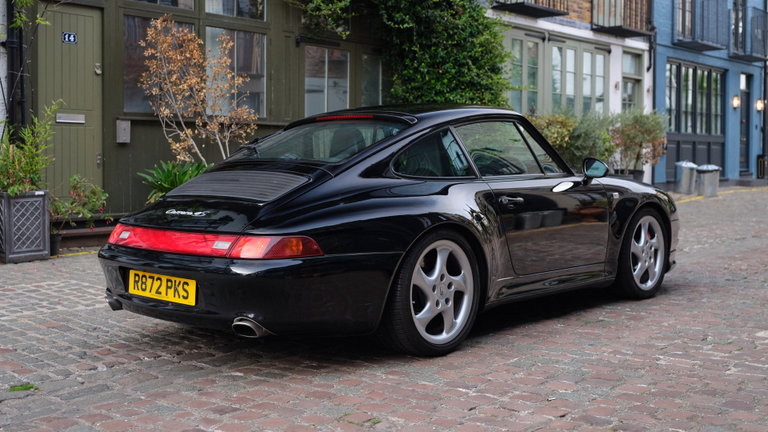 Porsche 993 Carrera 4S