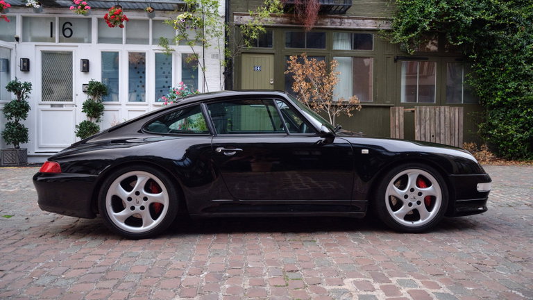 Porsche 993 Carrera 4S