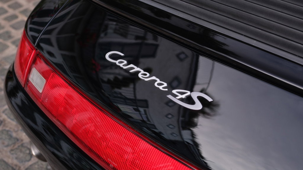 Porsche 993 Carrera 4S