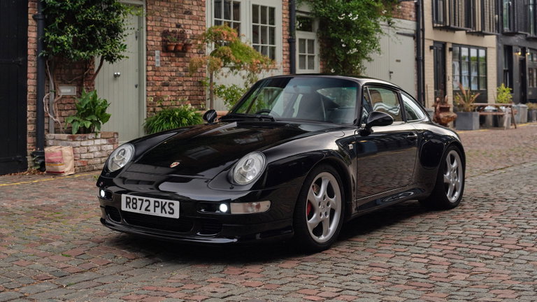 Porsche 993 Carrera 4S