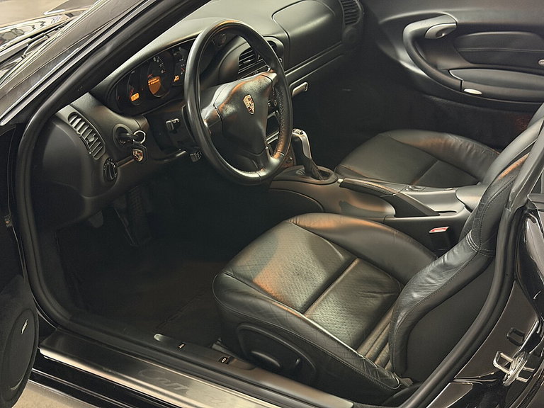 Porsche 996.2 Carrera 4