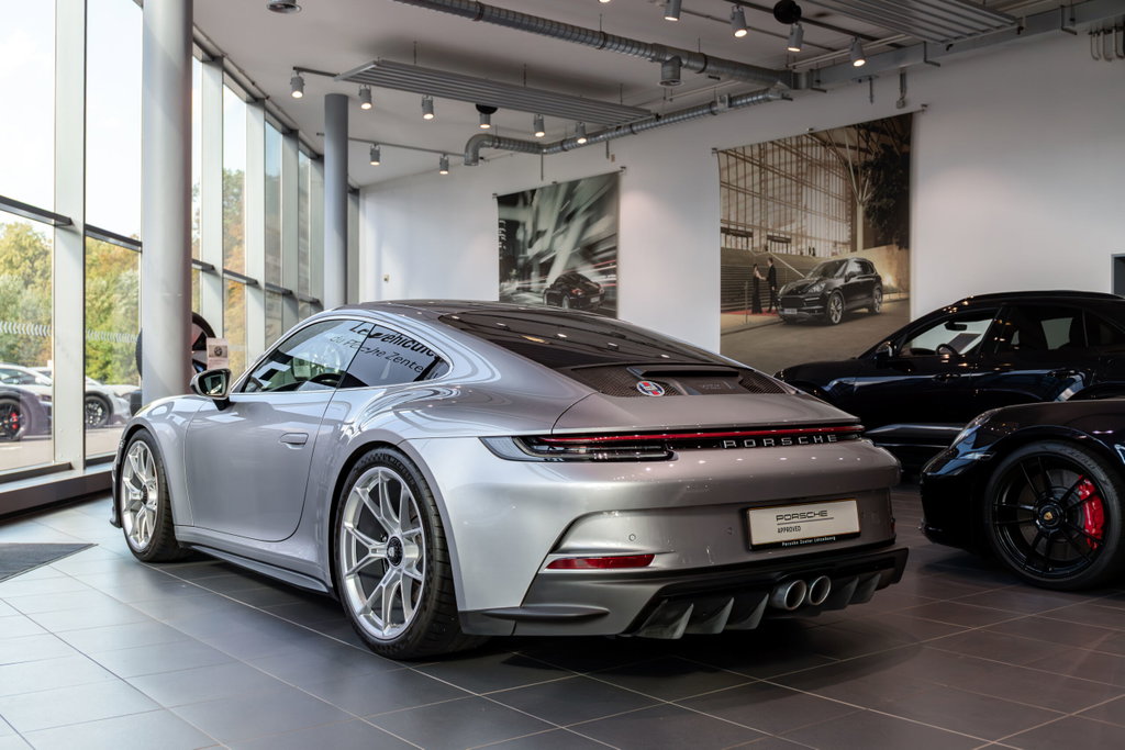 Porsche 992 GT3 Touring