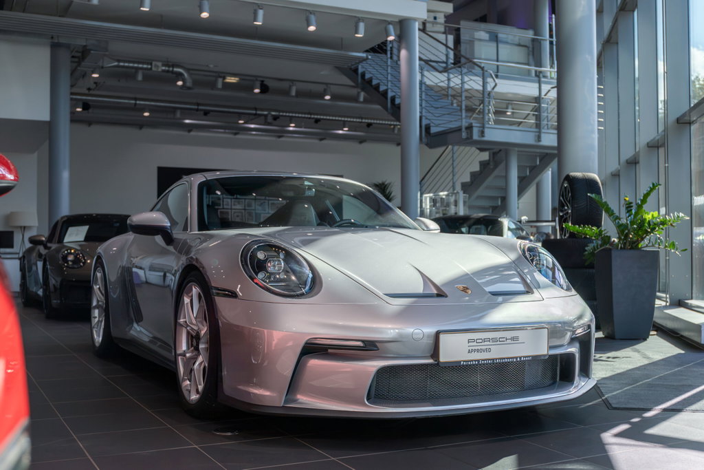 Porsche 992 GT3 Touring