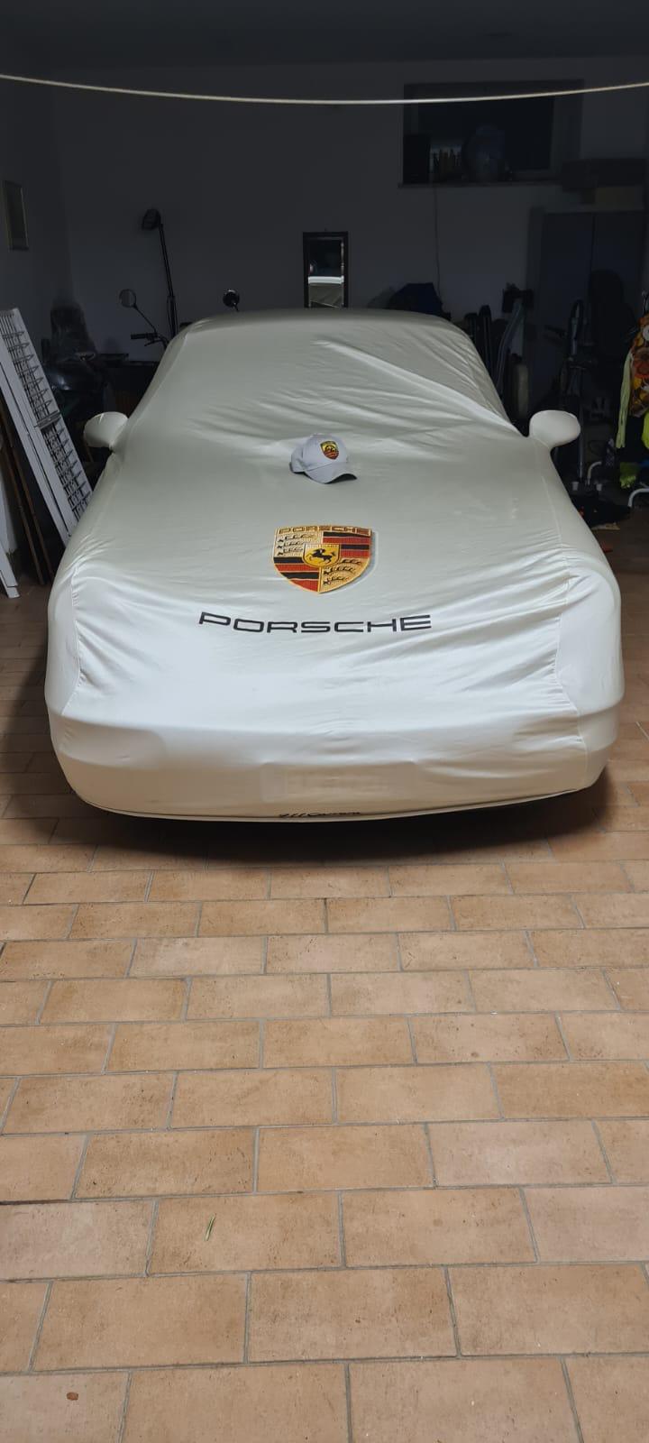 Porsche 964 Carrera 4
