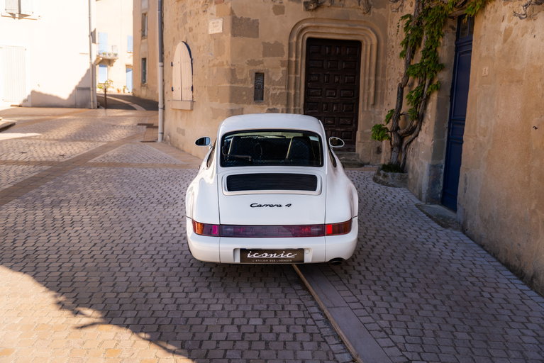 Porsche 964 Carrera 4