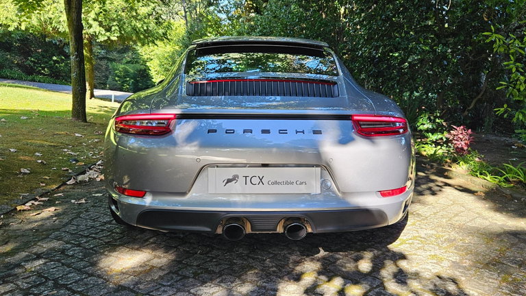 Porsche 991.2 Carrera GTS