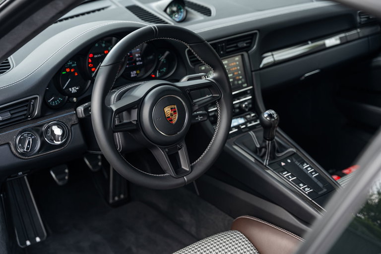 Porsche 911 R