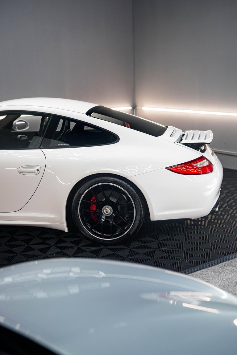 Porsche 997.2 Carrera GTS