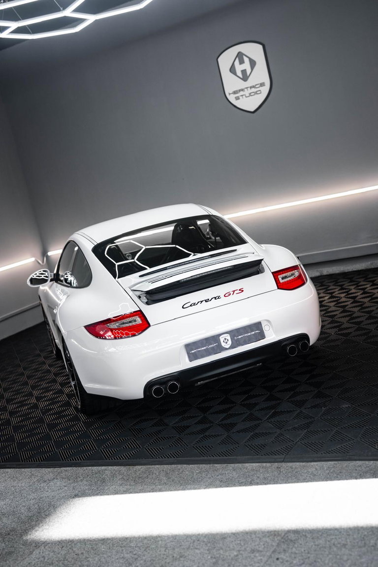 Porsche 997.2 Carrera GTS