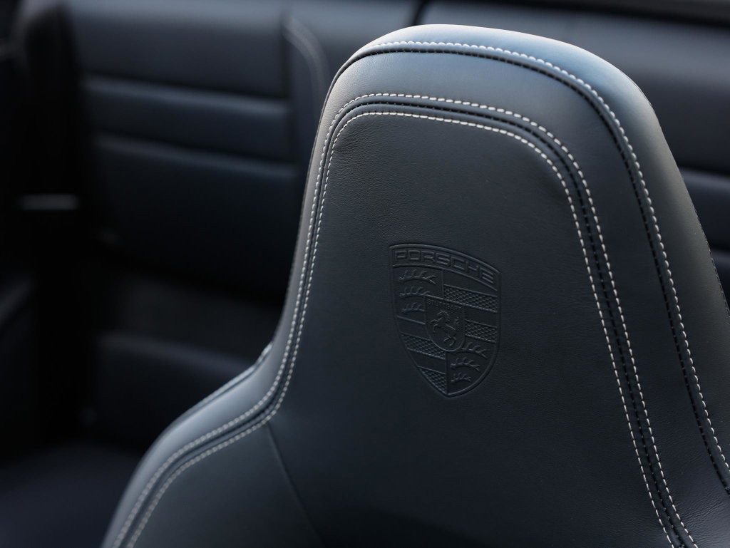 Porsche 992.2 Carrera 4 GTS