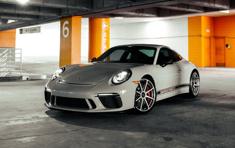 Porsche 991.2 GT3 Touring
