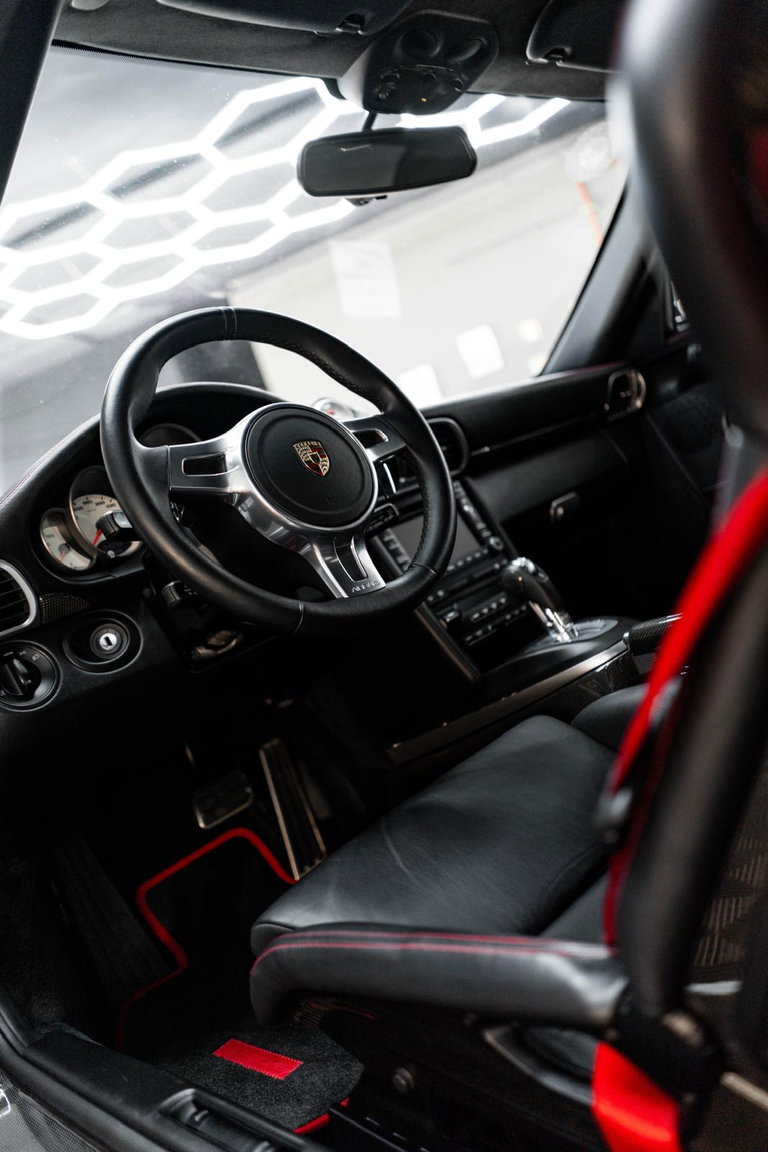 Porsche 997.2 Carrera GTS