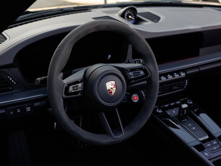 Porsche 992.2 Carrera 4 GTS
