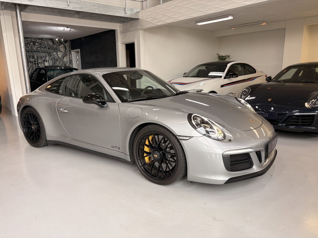 Porsche 991.2 Carrera GTS