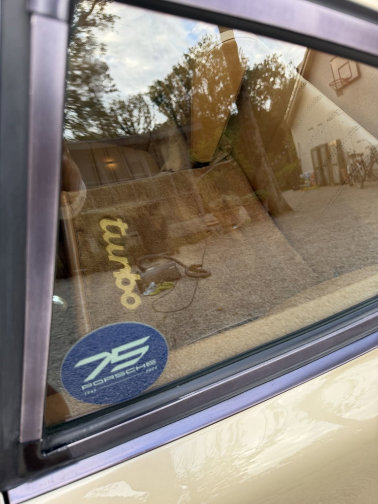 Porsche 911 Turbo 3.3 (US)