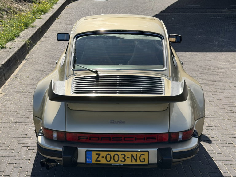 Porsche 911 Turbo 3.3 (US)